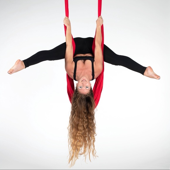 Meet your Posher, Abigail - Picture 3 of 8